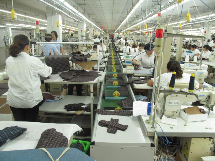 流水線上的代際更迭 為何年輕小伙遠離工廠，機械電子行業面臨新挑戰